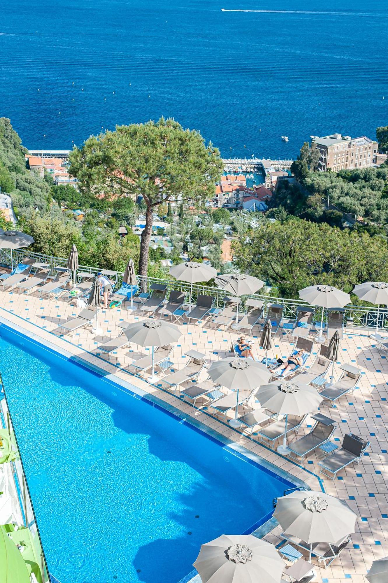 Grand President 4* Península Sorrentina